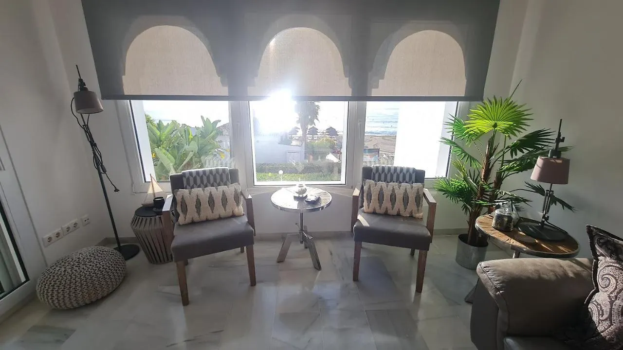 לה קאלה דה מיחאס 240 Front Line Beach La Cala ספרד